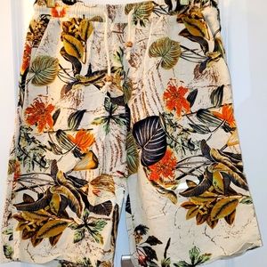 Hawaiian fabric Small shorts pockets drawstrings